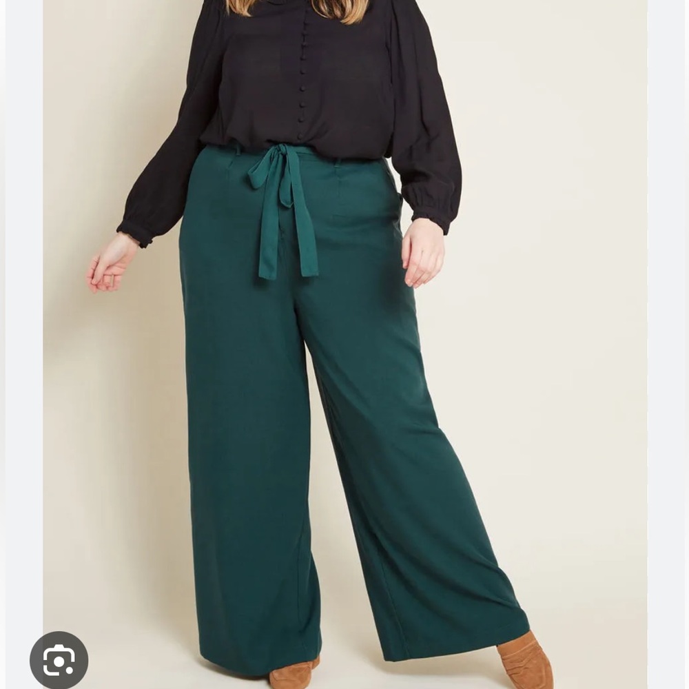 ModCloth Savannah wide leg pant size medium